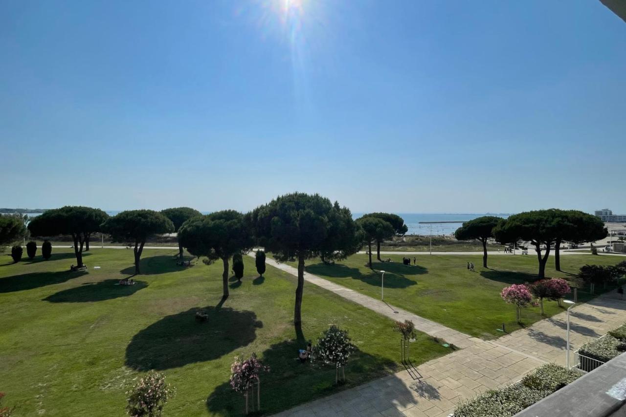 Le Mistral Appartement Standing Avec Vue Mer Exceptionnelle En 1Ere Ligne Le Grau-du-Roi Extérieur photo