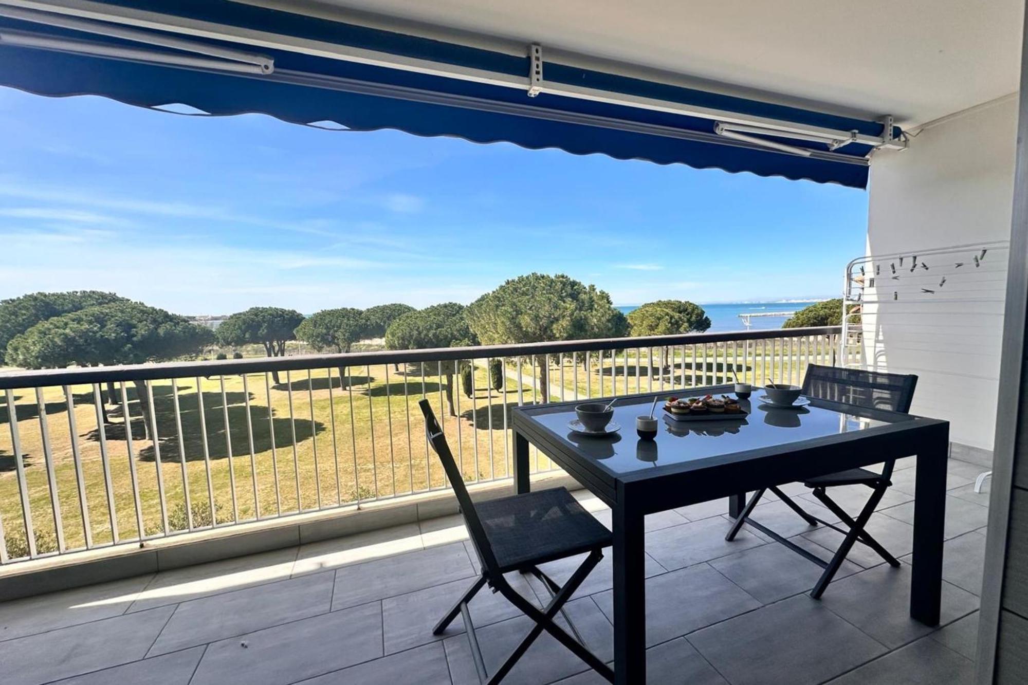 Le Mistral Appartement Standing Avec Vue Mer Exceptionnelle En 1Ere Ligne Le Grau-du-Roi Extérieur photo