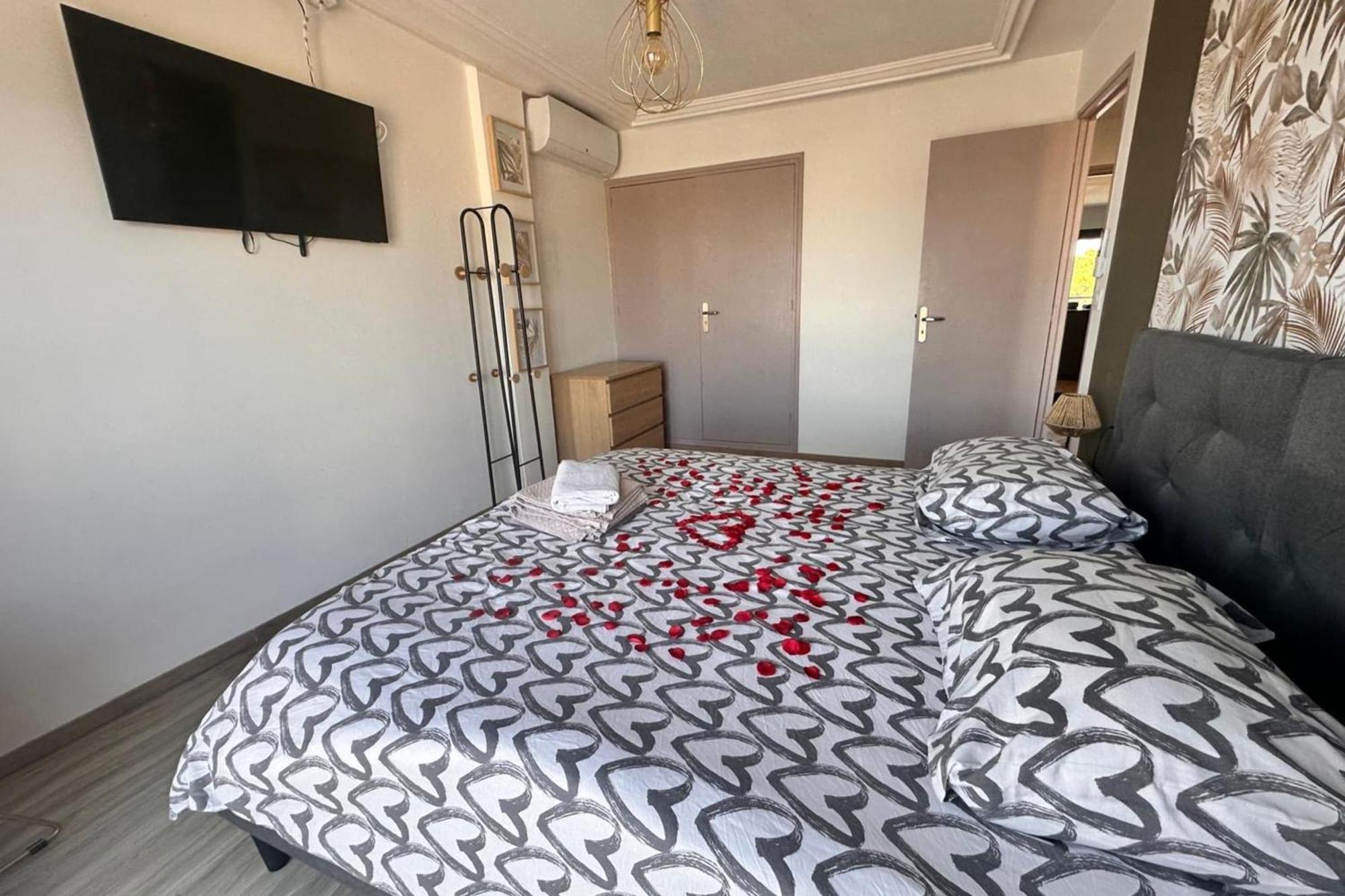 Le Mistral Appartement Standing Avec Vue Mer Exceptionnelle En 1Ere Ligne Le Grau-du-Roi Extérieur photo